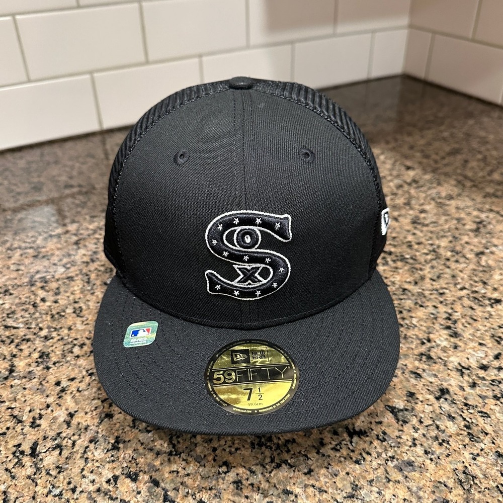 Chicago White Sox New Era 59Fifty Fitted Hat 7 1/2 Black Mesh Trucker Cap New